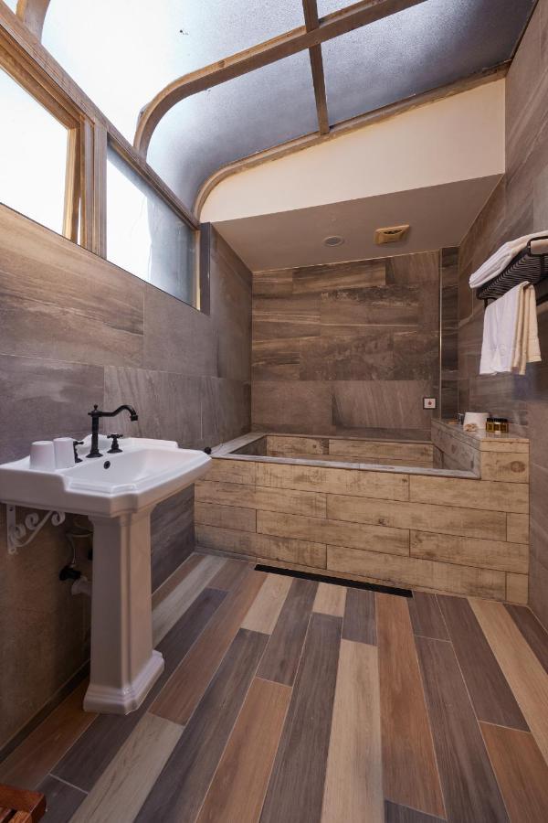 Kyokusui Hotspring Hotel Тайпей Екстериор снимка